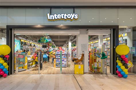 Intertoys .